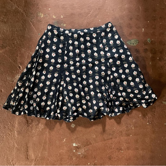 Billabong Mini Skirt with zipper and button side closure - Picture 1 of 4